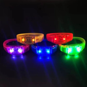 Silicone Glow Bracelets, LED Light-up Wristbands Glow In The Dark Bracelets, Glow Party Supplies For Sports, Festivals, Party etc